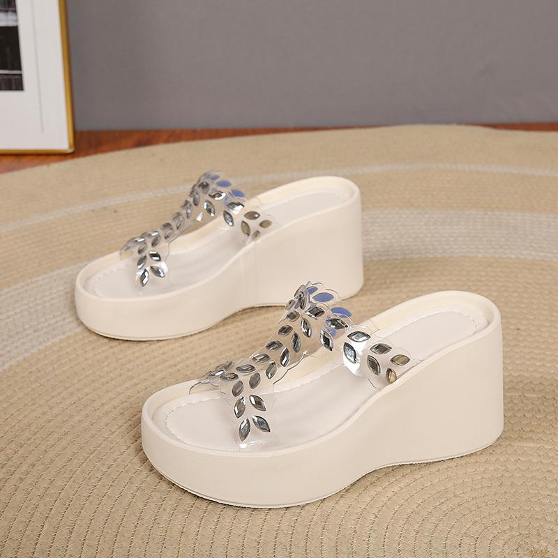 

2025 Хрустальные шлепанцы ПВХ с квадратным носком Женские туфли на танкетке Лоферы Женские сандалии на платформе и каблуке Тренд Летние неглубокие шлепанцы 39 белый