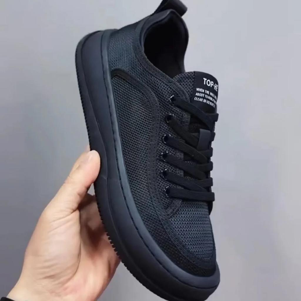 Men's Shoes Breathable Mesh Sports Casual Shoes Fashion Lace Up Espadrilles Man Shoes Sneakers for Men Zapatillas De Deporte
