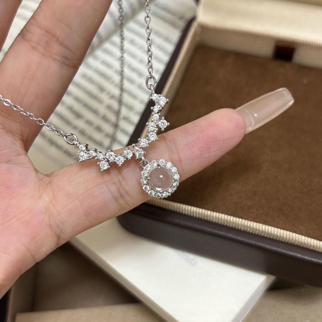 Star Lighting Necklace Female Ins Niche Design Light Luxury Senior Student Versatile Full Diamond Collarbone Chain