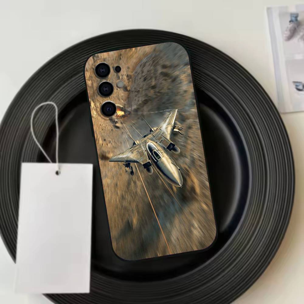 Cool Aircraft Robotech Macross Phone Case For Samsung S25,S24,S21,S22,S23,S30,Ultra,S20,Plus,Fe,Lite,Note,10,Black Cover