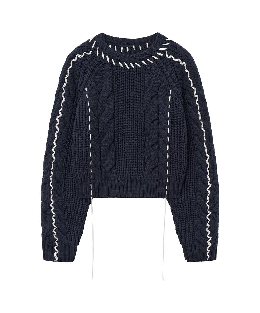 NOIRER FOR WOMAN Handmade Cable Crop Sweater (Navy)