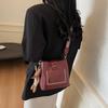 Niche design bag women pu new popular small square bag messenger bag retro versatile portable bucket bag