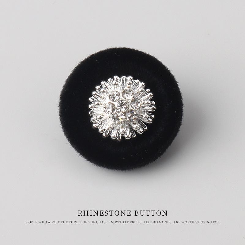 

2pcs Round Metal Diamond Flocking Combination Button Fur Jacket Fashion Button High-End Suit Sweater Button 18Mm black