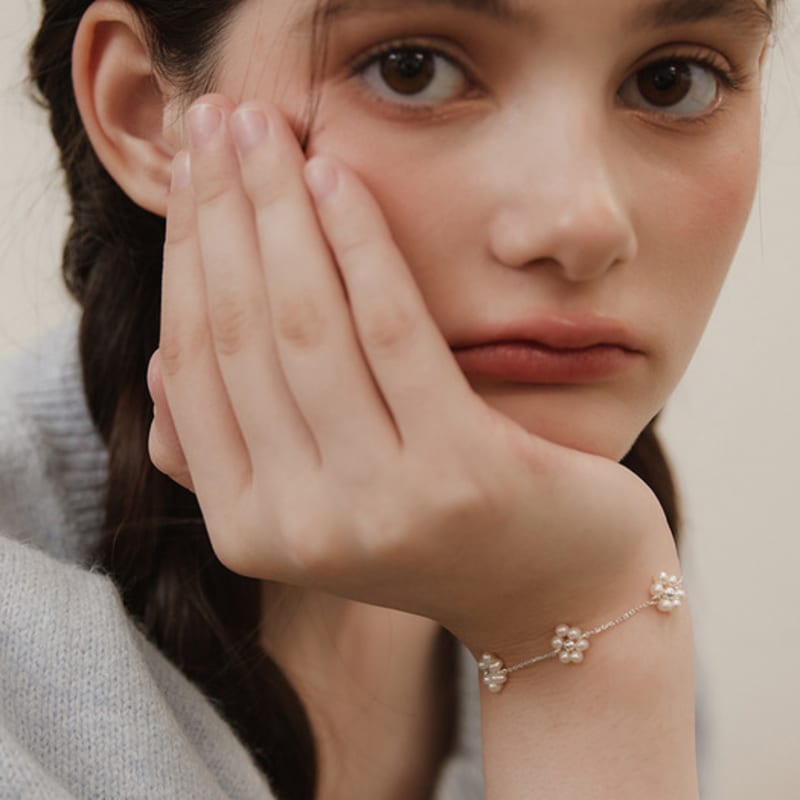 TATIANA Pearl Flower Bracelet BR2190
