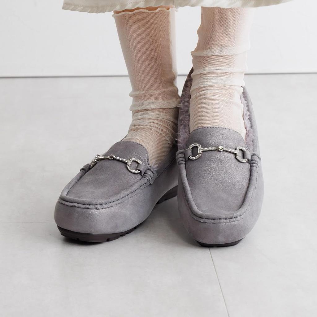 HIMIKO Himiko fluffy moccasins with beaded details, made of soft, fluffy genuine leather and featuring a warm cushioning. 651320, gray, size 245.