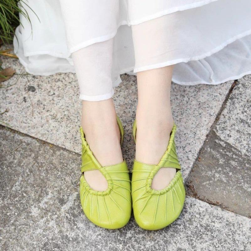 Fashion Retro Baotou Flat Casual Women's Sandals New Summer Outwear Round Toe Shallow Mouth Soft Sole Low Heel Roman Shoes