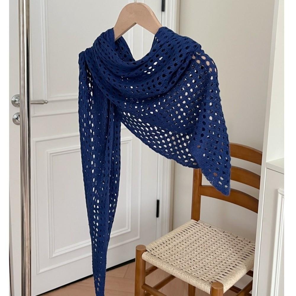 Stylish Hollow Out Triangle Scarf Shawl Breathable Sun Protection Knitted Scarf Lightweight Solid Color Women Shawl Wrap темно-синий