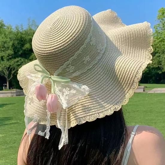 Sun Hat Large Wavy Brim Breathable Summer Straw Hat with Lace Bow Tulip Decor Foldable Portable Travel Hat