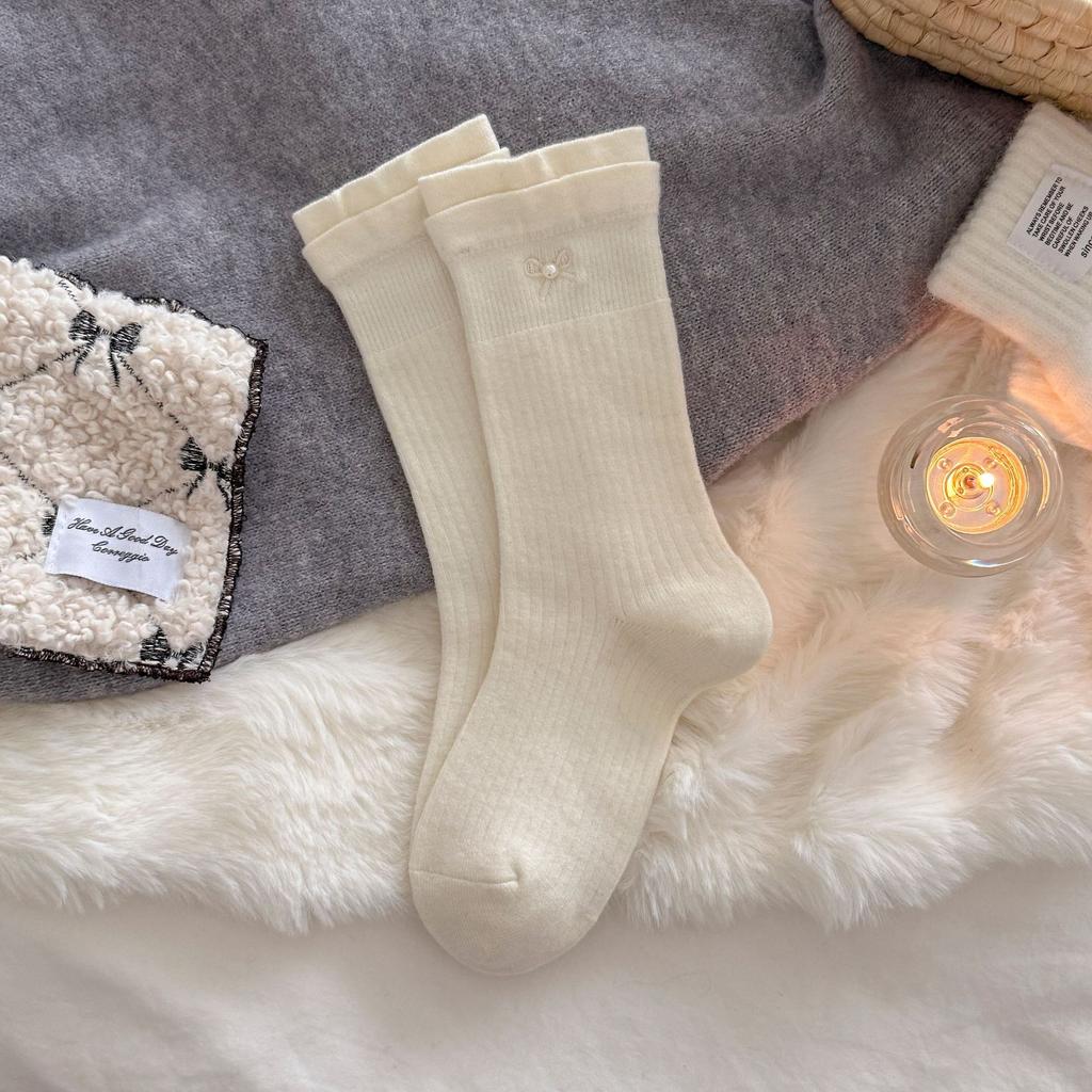 Cashmere Socks Women'S Korean Double Luo Mouth Contrasting Color Medium Tube Socks Pearl With Bow Embroidery Stacking Socks