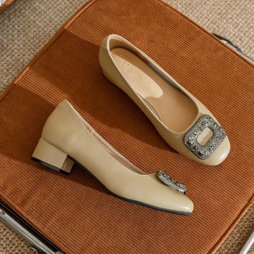 Leather square head thick heel low heel single shoes women are not tired of standing for a long time professional commuter work shoes rhinestone