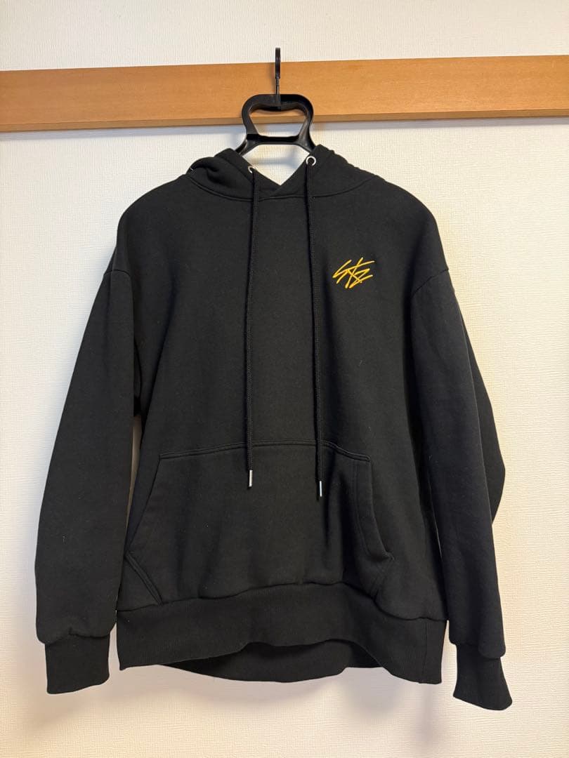 

[USED] Stray Kids UNLOCK: GO LIVE IN LIFE Hoodie
