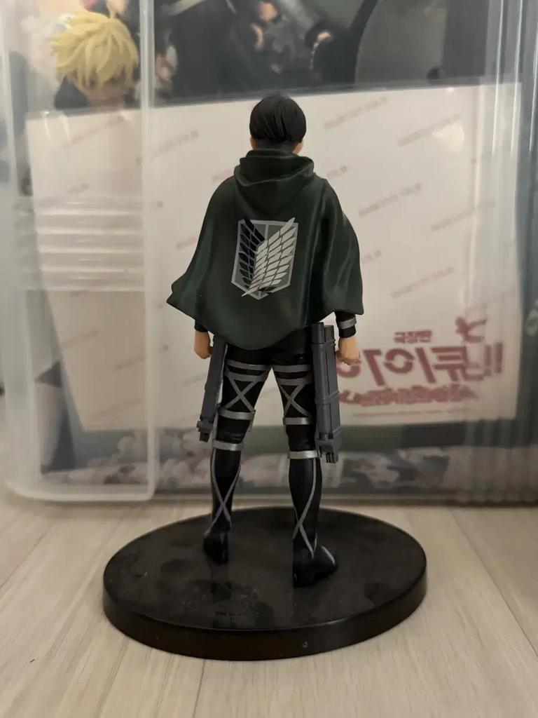 ATTACK ON TITAN (Feature) Revive Figure Used