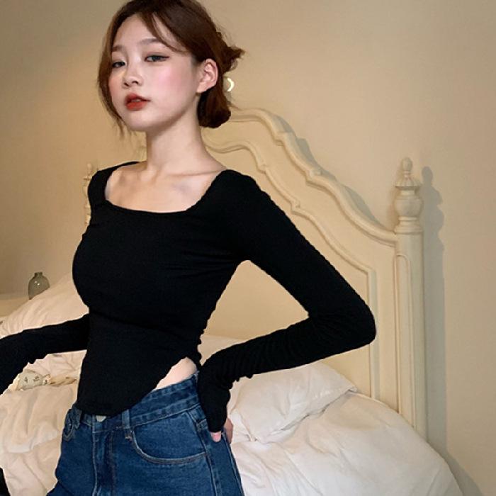 Women's Slim Fit Curved Hem Long Sleeve Square Neck T-Shirt