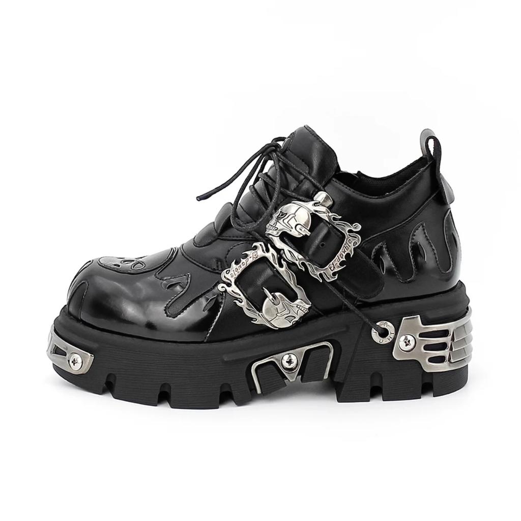 Männer und Frauen Vintage Rock Paar Schuhe Neue dunkle Punk Leder Retro Stiefel Metall Nischen Design Unisex Single Plateau Schuhe