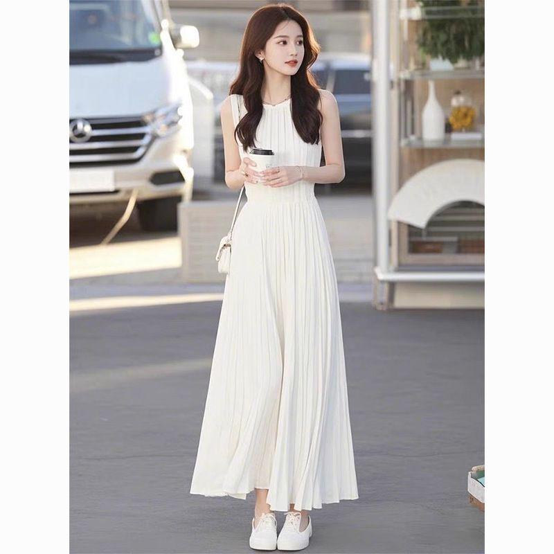 Gentle & Versatile Sleeveless White Dress - Summer 2026 Women's Fashion