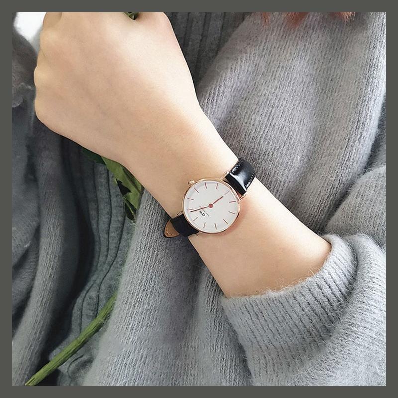 DANIEL WELLINGTON European and American Watches Watch Quartz Movement Leather Strap 28mm White Dial Women's Watch Fashionable Versatile DW00100230