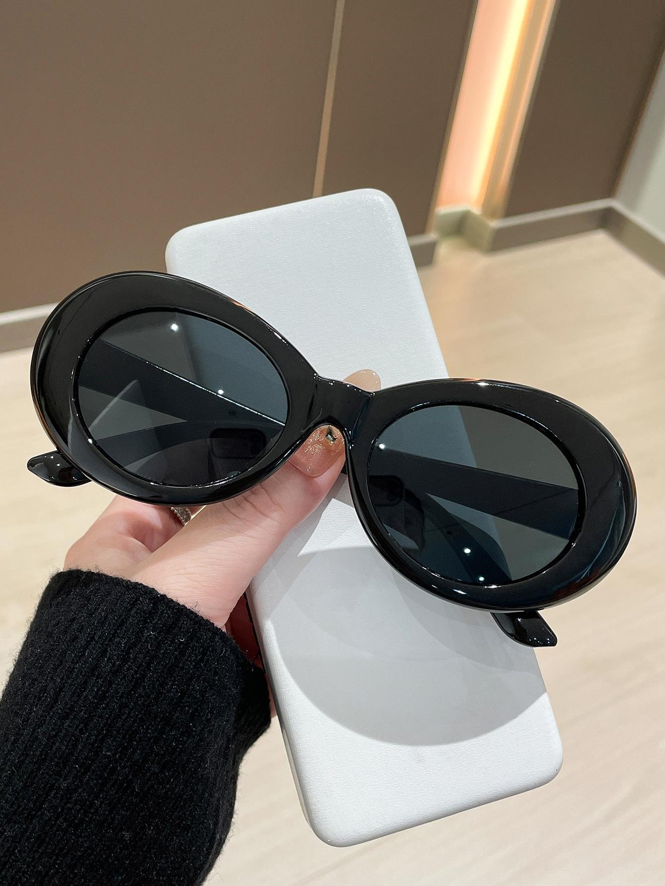 

For Women Stylish Small Frame Oval Sunglasses Latest Cool Multi Color Style Glasses Retro Designer Shades UV 400 Protection Eyewear 1PC