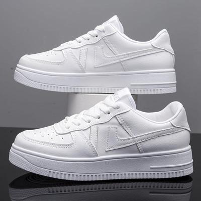 Atmungsaktive Freizeitschuhe zum Schnüren aus weißem Leder für Herren, einfarbig, trendige dicke Sohle, für Paare geeignet