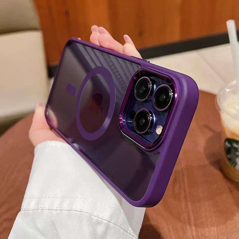 Hawkeye Golden Shield Magnetic Suction Three-in-One Applicable IPhone 16 Mobile Case Apple 14pro Anti-fall Protection Case