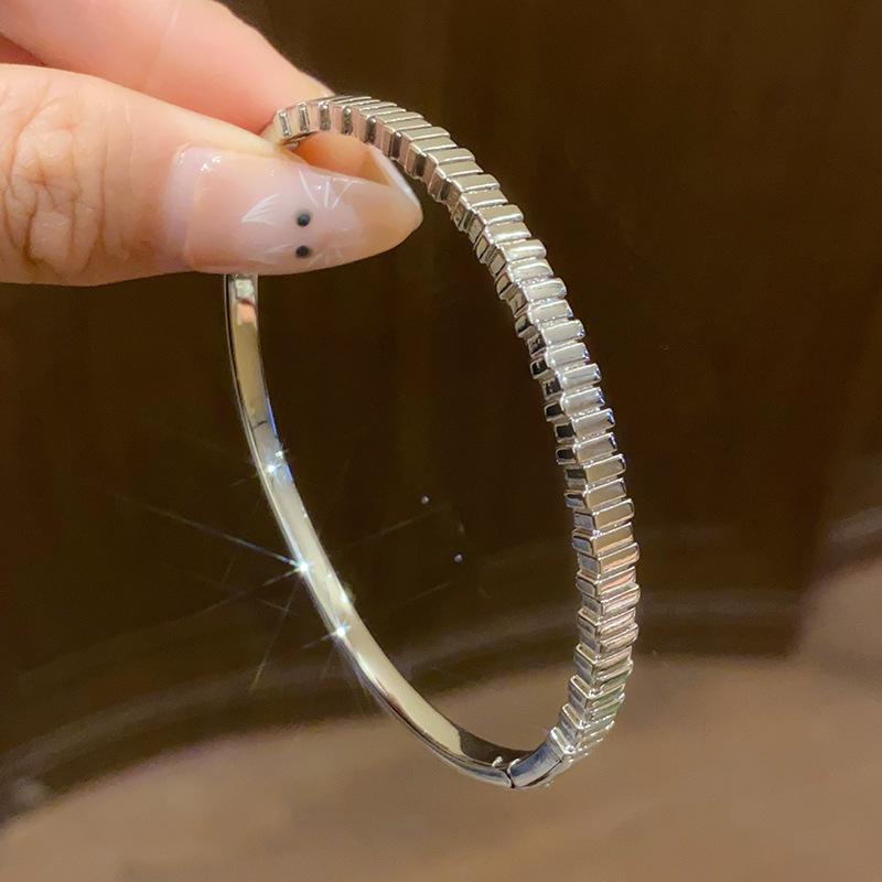 18K Gold Plated Zircon Bow Double Layer Bracelet - Korean Style Versatile Bangle with High-End Niche Design