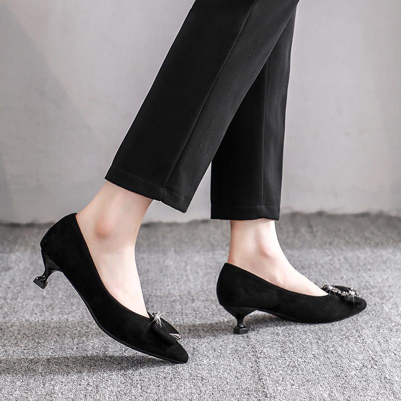 Pointed Single Shoes Women's Thin Heels 2025 New Korean Version Versatile Light Mouth Four Seasons Black Professional Work Shoes
