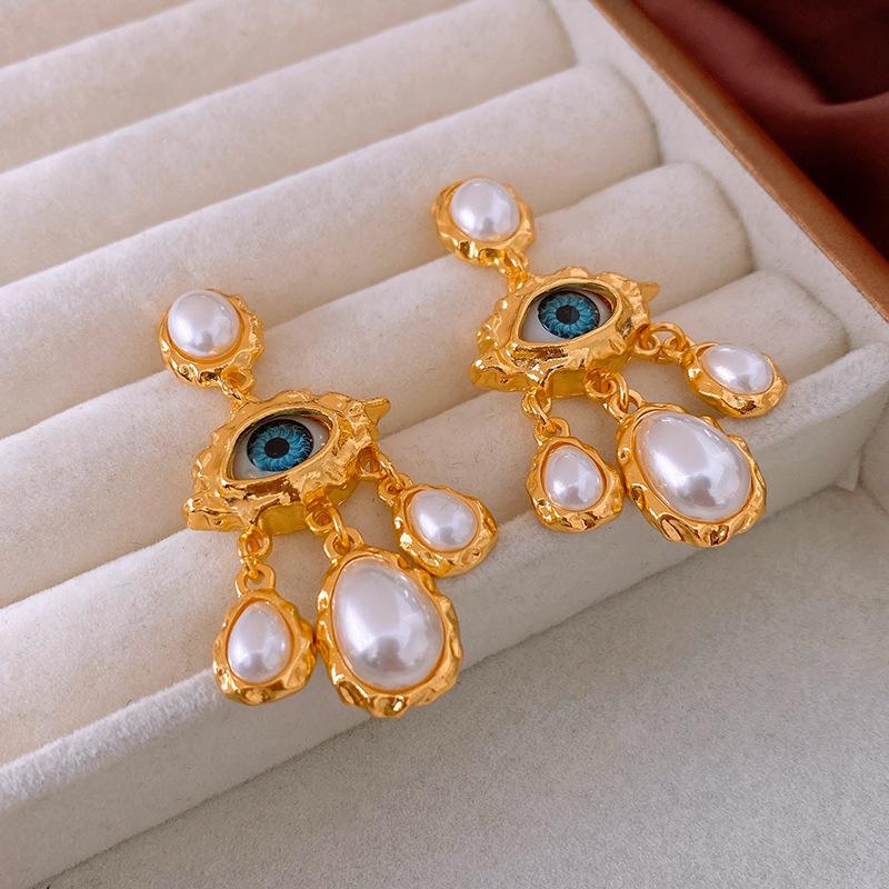 Needle Diamond Earrings Retro Light Luxury High-end Stud Earrings Niche Retro Earrings Women