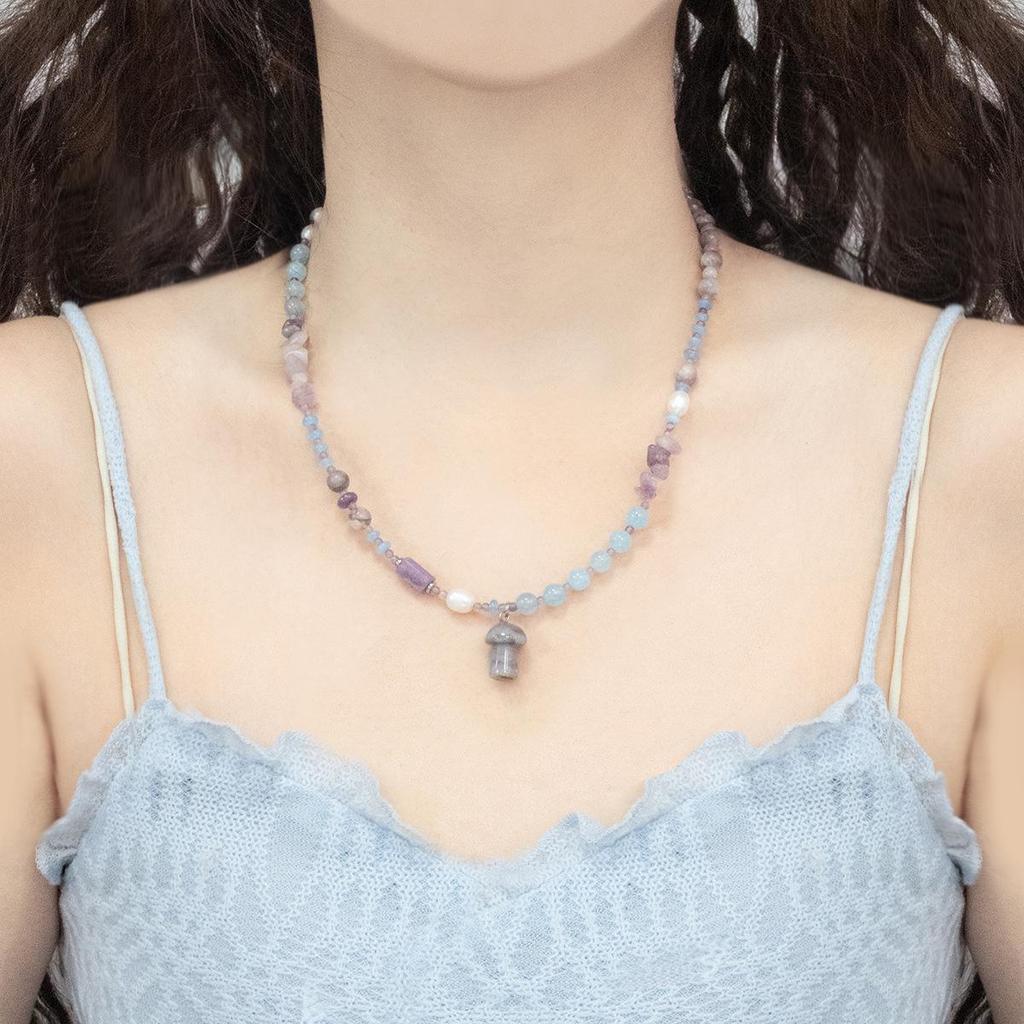 Pendentif Champignon en Lépidolite Pierre Naturelle Taro Lavande Chaîne de Clavicule - Style Jardin Monet Coréen