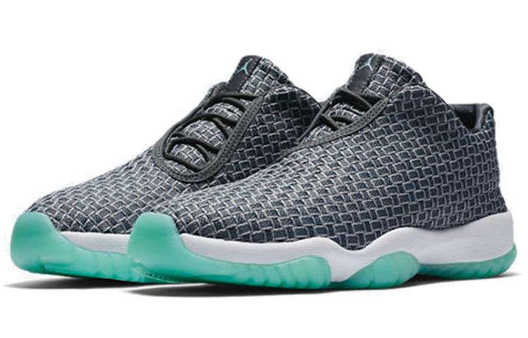 Jordan Future Low Wolf Grey Emerald Rise 718948-006
