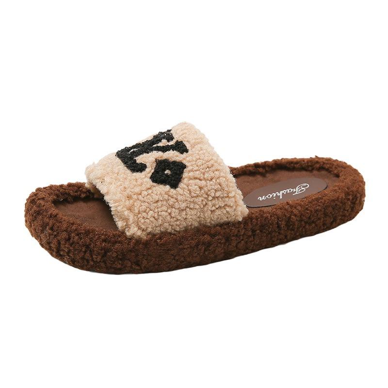 New slippers for women to wear outside autumn and winter new versatile retro comfortable fluff mop