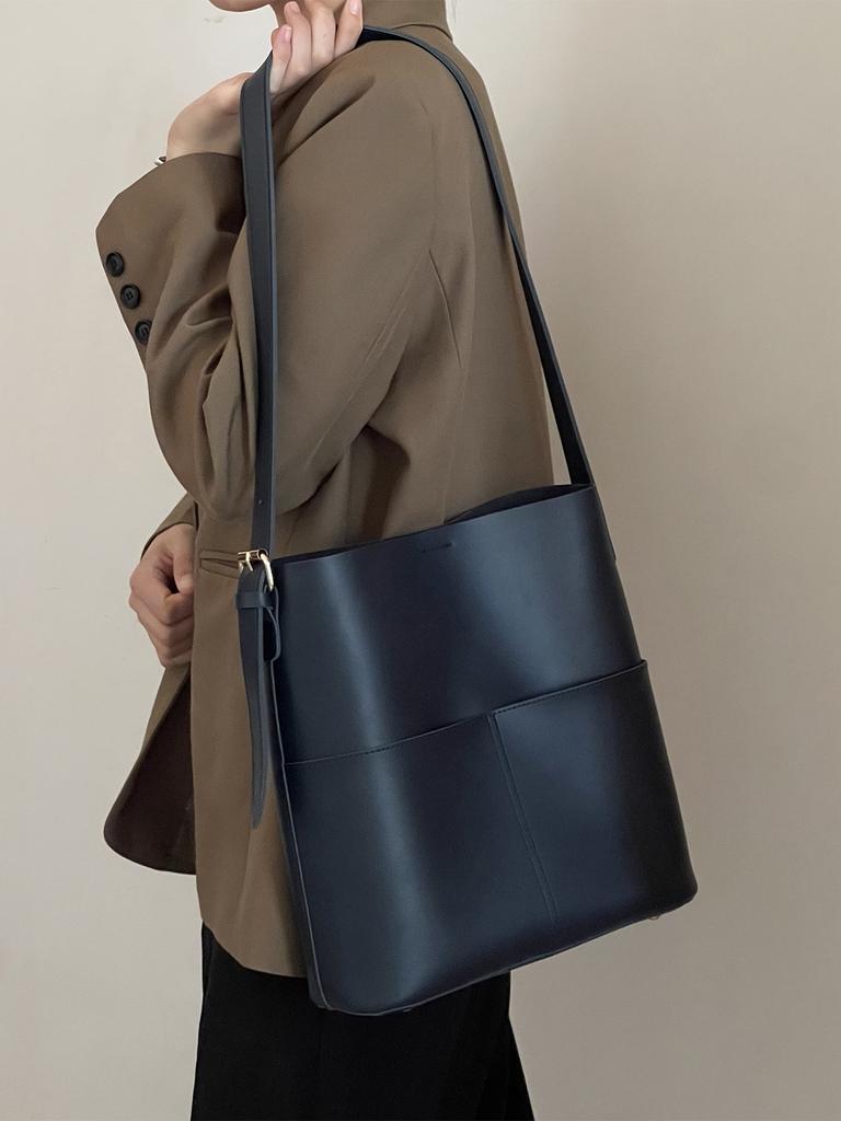 Bags New women's bags Large capacity messenger bags Bucket bags Women's styling simple shoulder bags Guangzhou bags