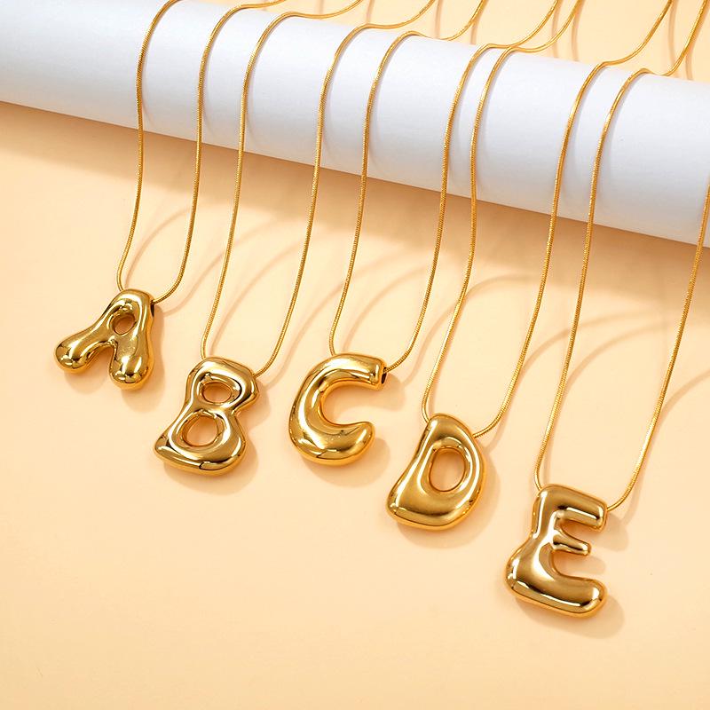 Personalized Gold-Plated Titanium Letter Necklace for Women - Fashionable Clavicle Chain Jewelry