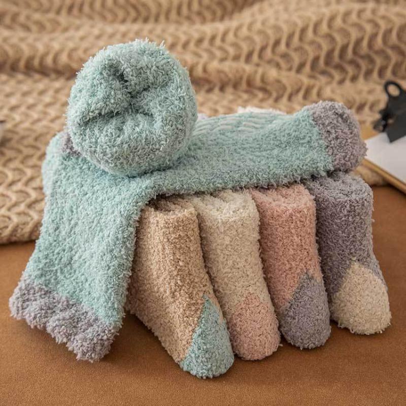 Non-shedding Coral Fleece Socks, Women's Glue Anti-slip Floor Socks, Star Half-fleece Winter Mid-calf Sleeping Socks