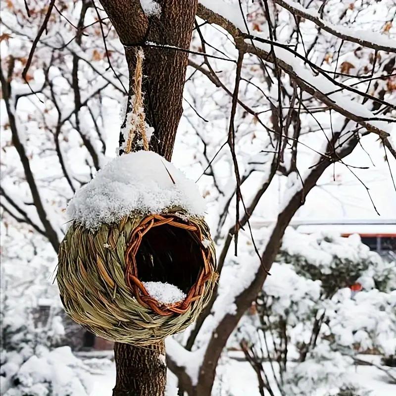 Bird Houses for Outdoor Hanging Handwoven Natural Grass Hanging Bird Houses Hummingbird Nest for Garden Window Outdoor Home