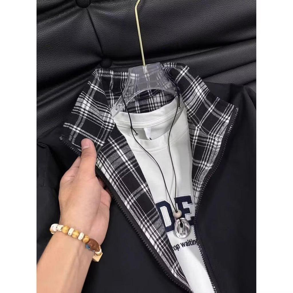 Men's Color-Block Plaid Stand-Up Collar Sports Jacket - Spring/Autumn Loose Casual Windproof Outerwear, Hong Kong Style.