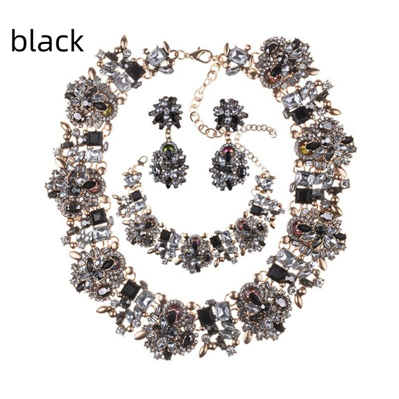 

Европейская и американская мода, ожерелье с бриллиантами из сплава, серьги, браслет, три модных очаровательных аксессуара для женщин, подарки чёрный