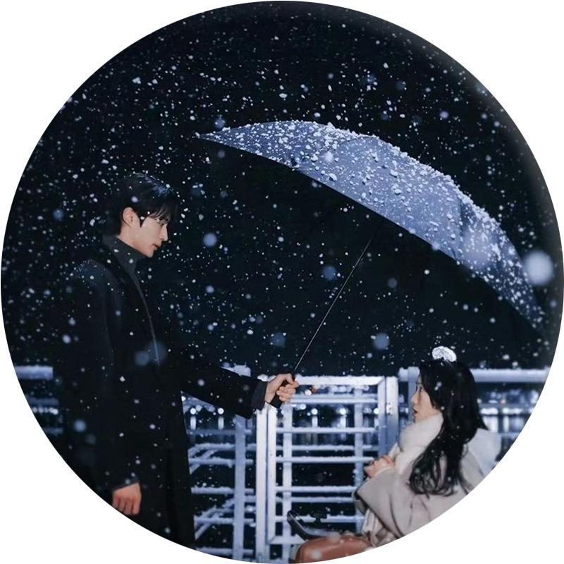 Llavero Colgante Espejo Insignia "Lovely Runner" - Merchandising del Drama Coreano con Byeon Woo-seok y Kim Hye-yoon