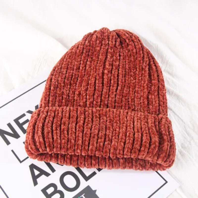 

Новая женская повседневная хлопковая толстая теплая вязаная шапка-бини Зимняя женская теплая шапка из синели Вязаная шапка Skullies gorros Adult size