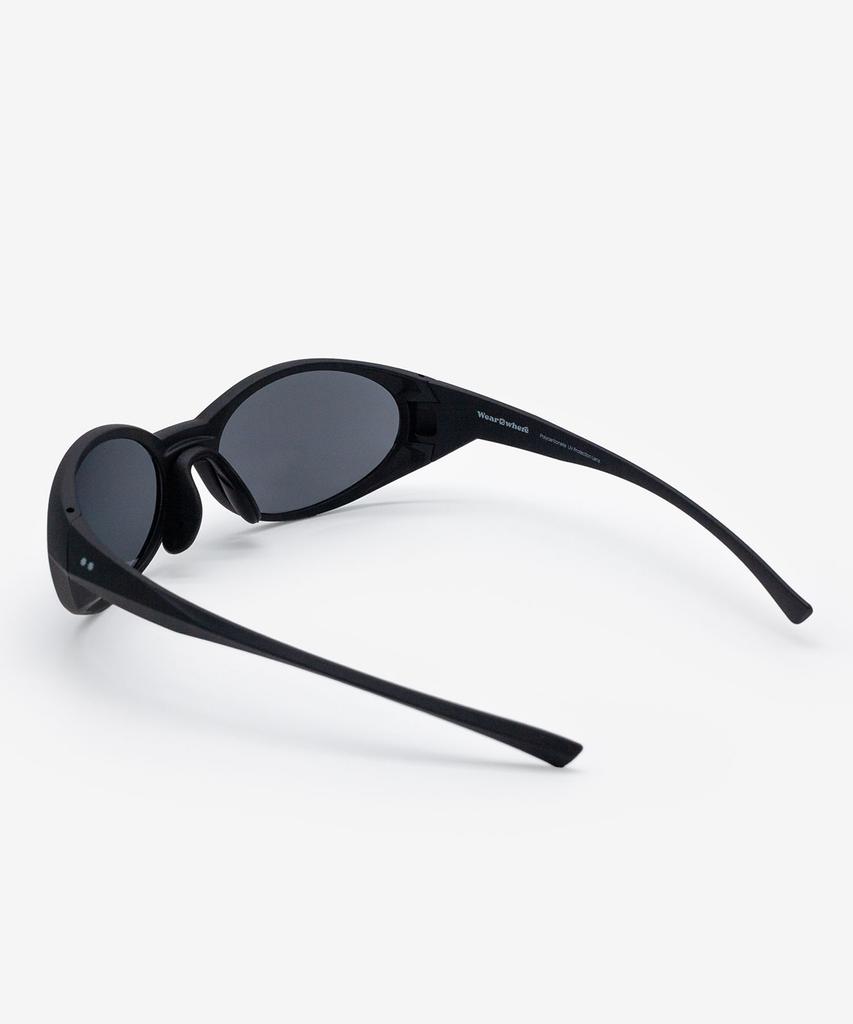 Weeoweeo London Black Sunglasses