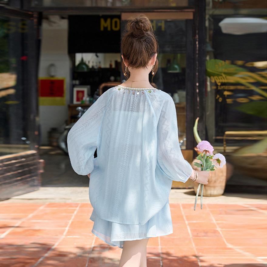 beautiful small suit women's new casual temperament loose feeling wear sunscreen shirt shorts two-piece set