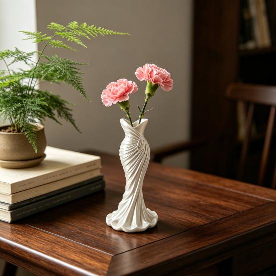 Ornaments with Formal Dress Shape Vase 3D One-Piece Molding Pearlescent Texture Flower Arrangement Ornament for Home Decor