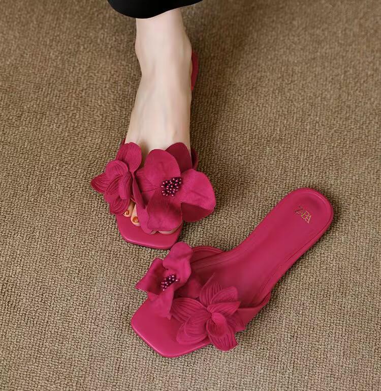 

2025 summer new model, large size flat bottom solid color flower large size fashionable versatile word with square head sandal 42 красный