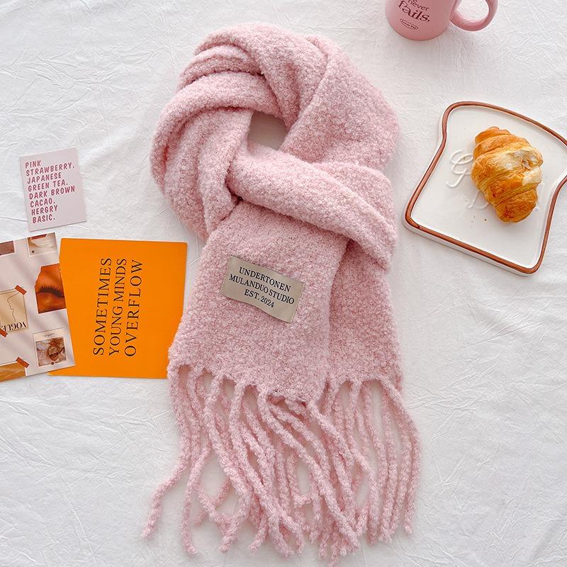 Winter atmosphere White scarf Warm lamb plush scarf Women's winter grade Thickened tassel Couple shawl