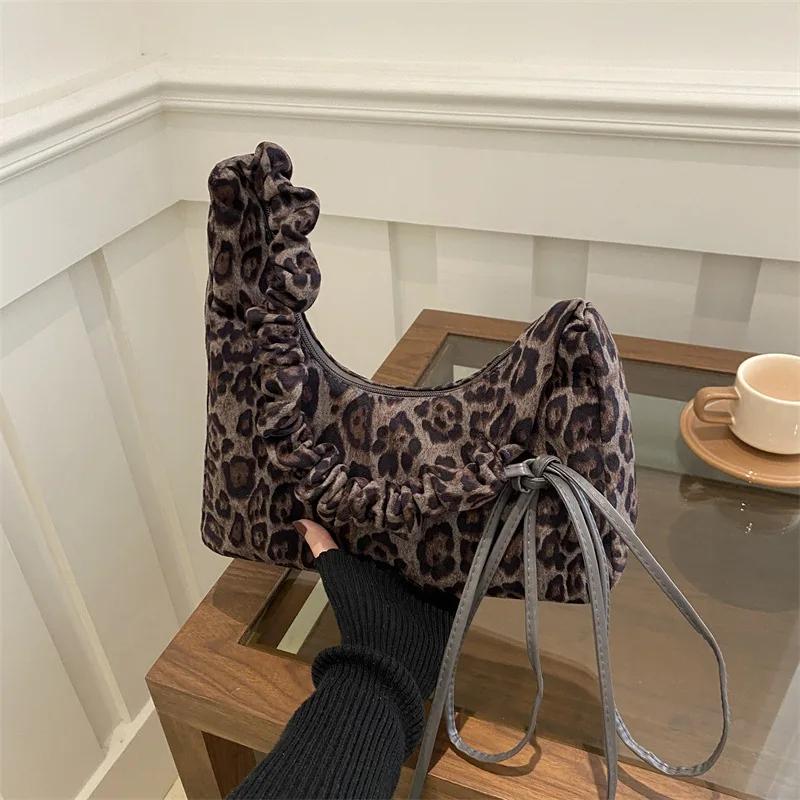 Retro Leopard Print Tote Bag for Women Autumn and Winter New Large Capacity Messenger Shoulder Bag