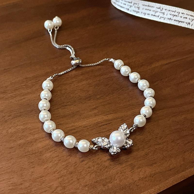 French temperament cold wind zircon star pearl bracelet light luxury bracelet sweet versatile jewelry