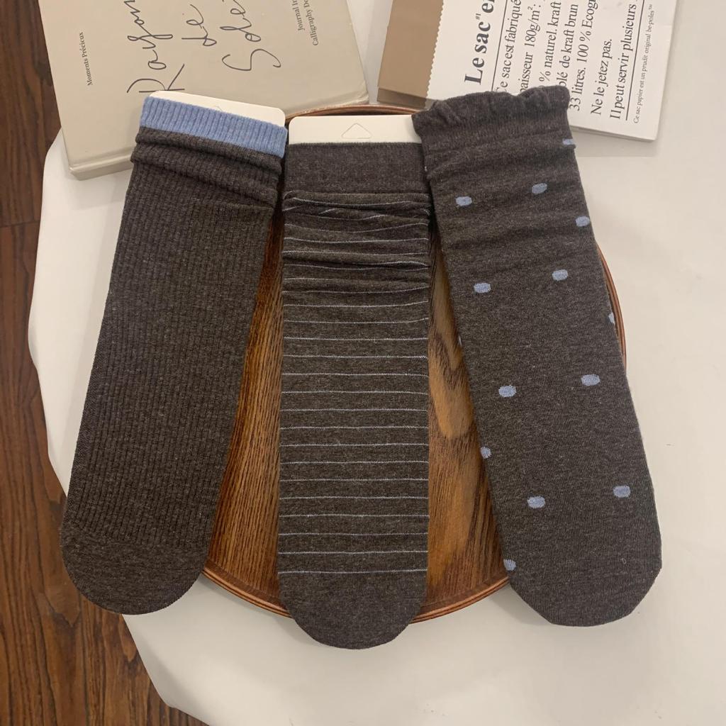 Women's 2025 Winter Wool Socks: Striped & Polka Dot, Plus Velvet, Thickened Mid-Calf Style.