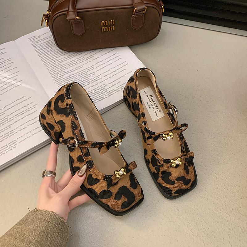 

Mary Jane shoes women s new leopard print thick heel fashion heightening explosion golden flower small single shoes small beads spring 35 цветной печати леопарда