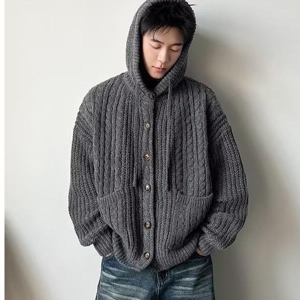 Men's Retro Chunky Knit Cardigan: Versatile Japanese Jacquard Sweater with Big Pockets.
