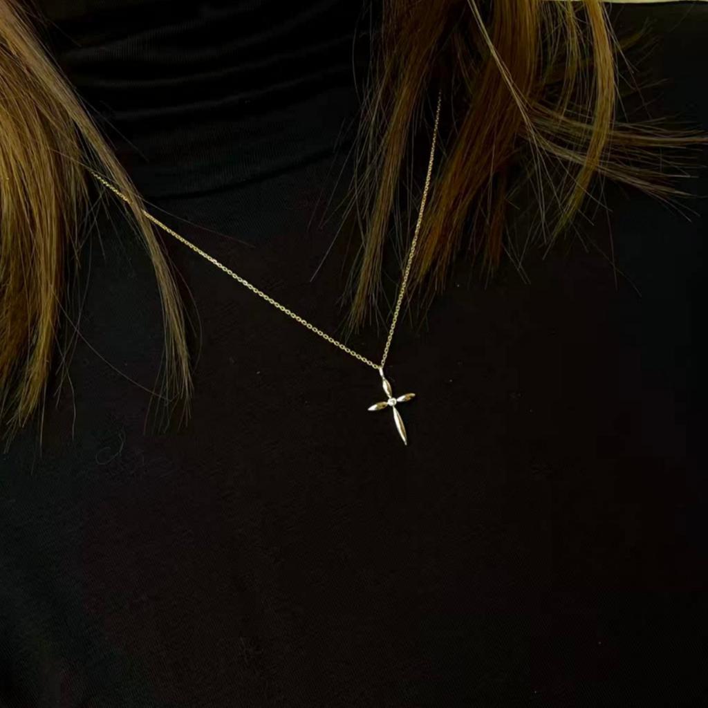925 Sterling Silver Cross Pendant Necklace, Gold Plated Zircon Religious Chain Necklace, Elegant Spiritual Jewelry for Women
