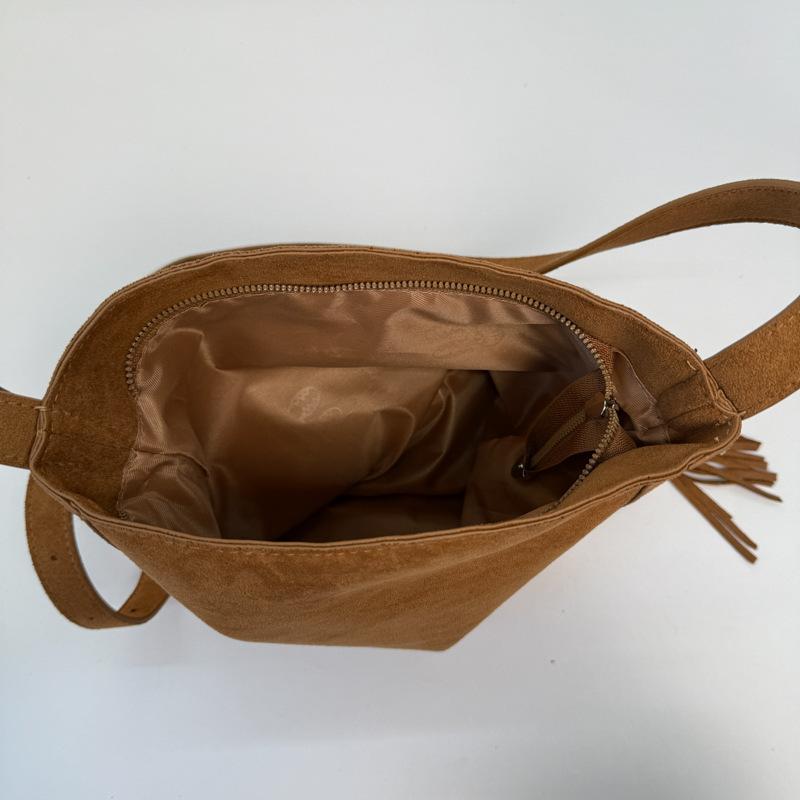 Suede Matte Leather Rivet Bucket Bag Single-shoulder Bag Large-capacity Commuting Crossbody Bag