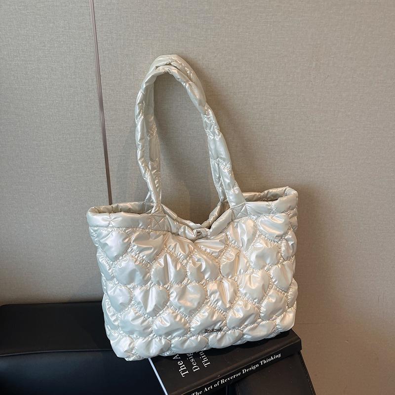 Fashion Underarm Bag Autumn and Winter New Cotton Bag Large Capacity Leisure Commuting Shoulder Tote Bag